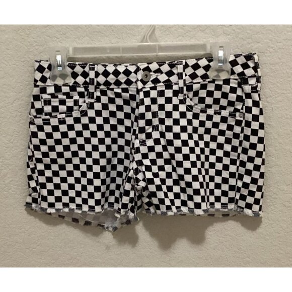 Arizona Jean Co. Women's Black & White Checkered Denim Shorts Size 3 - Picture 2 of 4